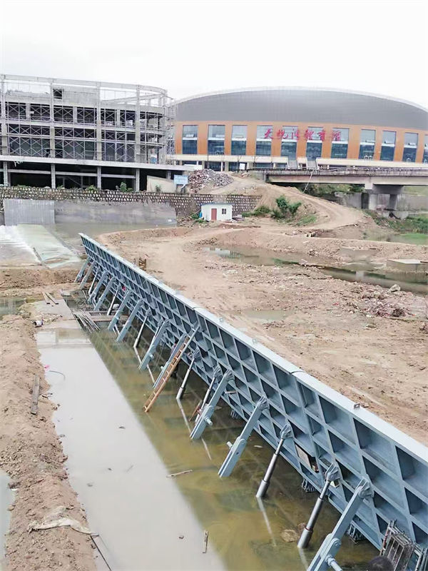 钢坝闸门_液压折叠坝厂家直销规格多样