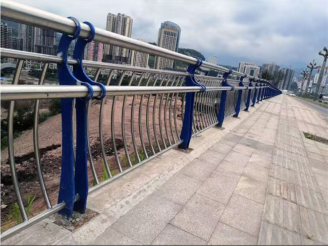 护栏市政道路防护栏产地源头好货