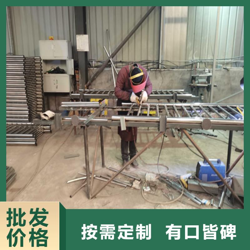 不锈钢复合管防撞护栏_【人行道栏杆】量大从优质量牢靠
