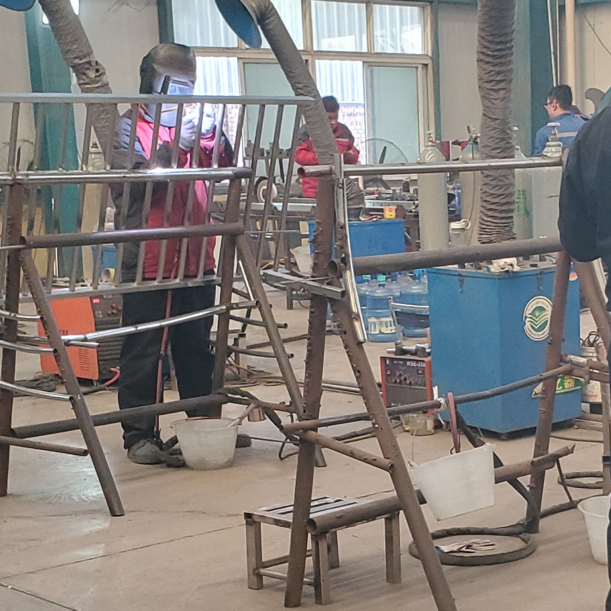 护栏热镀锌立柱品质不将就