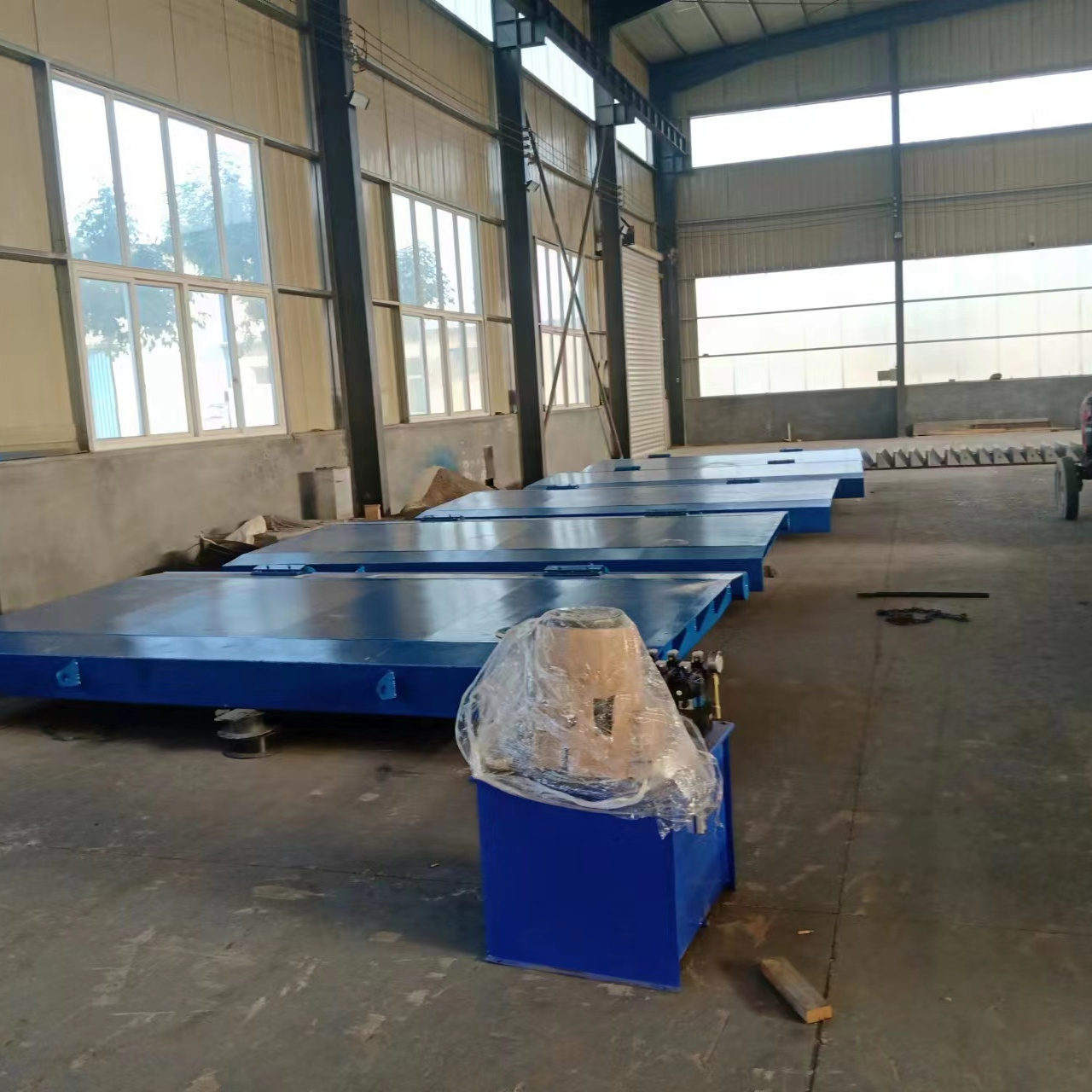 底横轴旋转液压钢坝哪家好