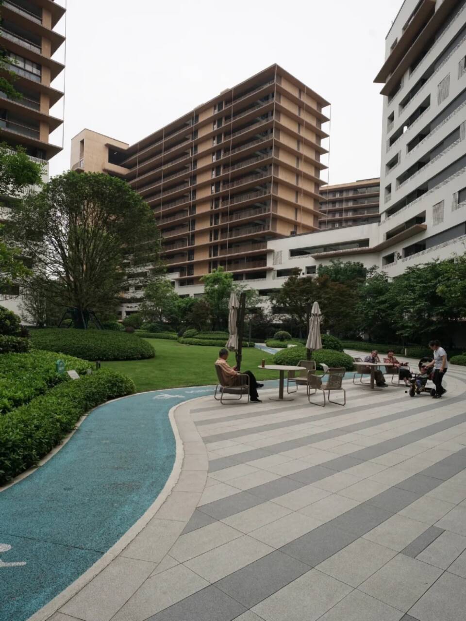 仿古木纹漆包工包料#方钢圆管#长廊护栏#园林建筑