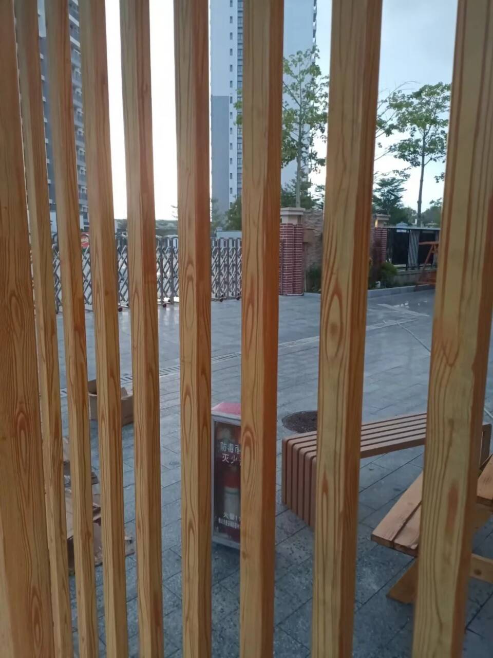 园林建筑木纹漆，内外墙木纹漆，艺术涂料全包施工价格