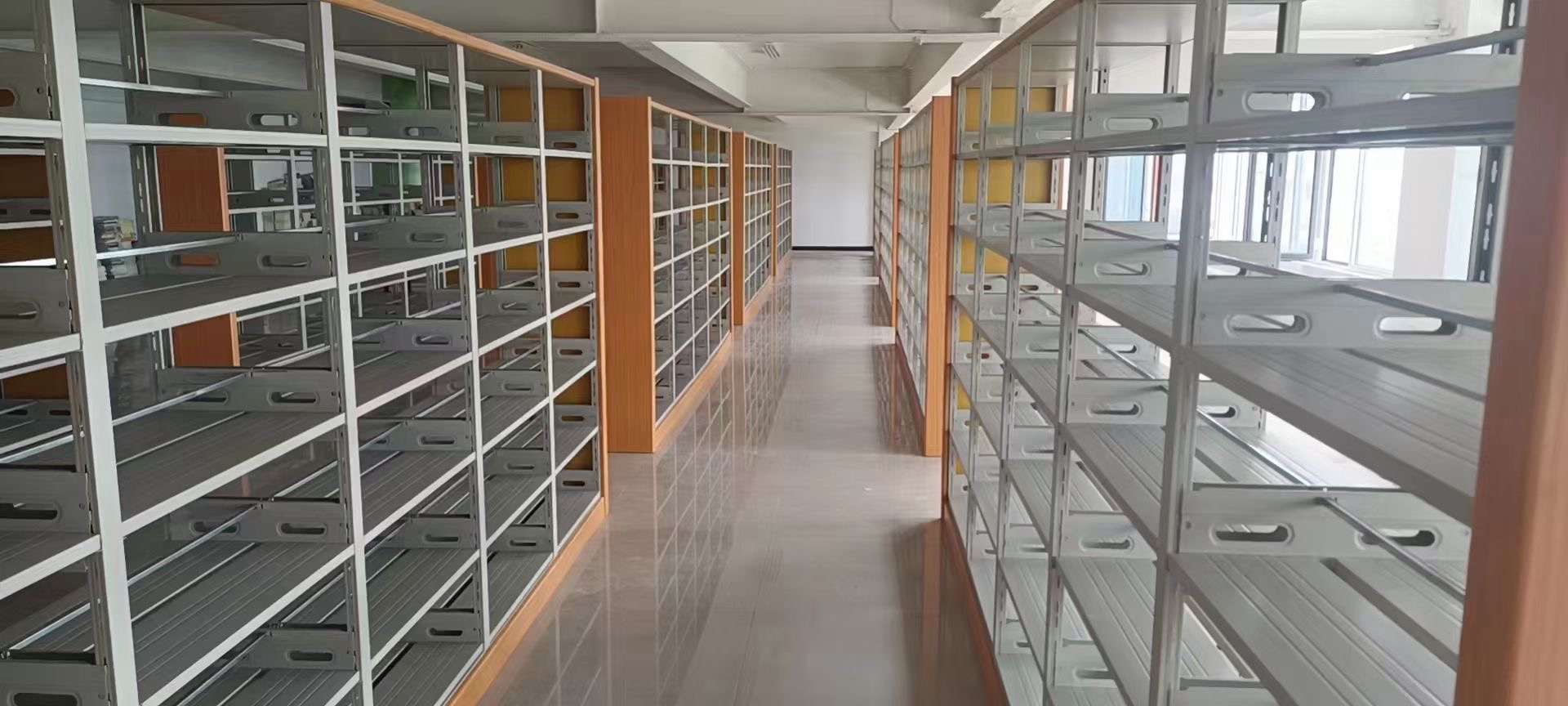 图书馆双面书架源头好货自有生产工厂
