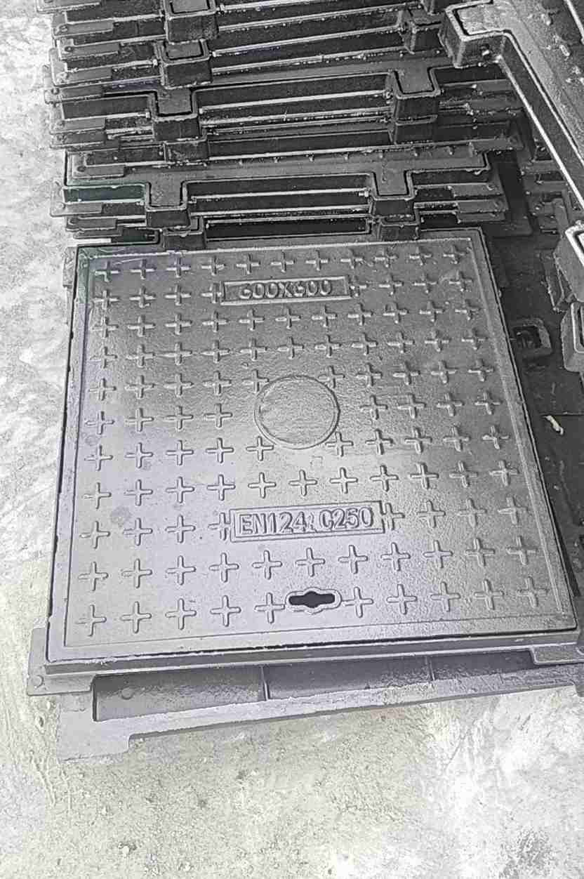 液压井盖现货供应建通铸造厂家